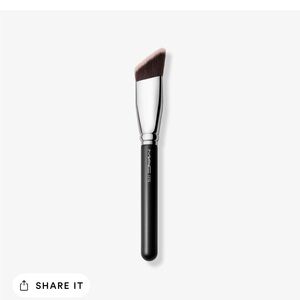 MAC 171 smooth edge all over makeup brush